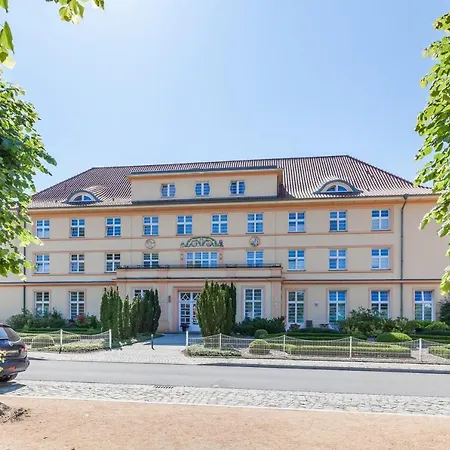 Residenz Unter Den Linden 27 *